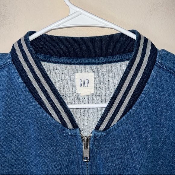 Gap Denim Bomber Jacket Men’s Size XL Blue Dark Wash Varsity Full Zip Pockets - Picture 4 of 6